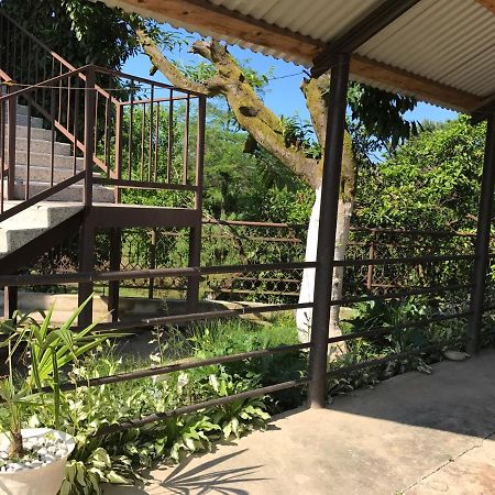 Guest House Evkalipt Ochamchira Esterno foto